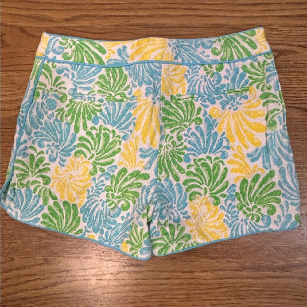 Elizabeth McKay Tropical Print Tailored Resort Shorts Size 10 Coastal Preppy - Picture 13 of 15